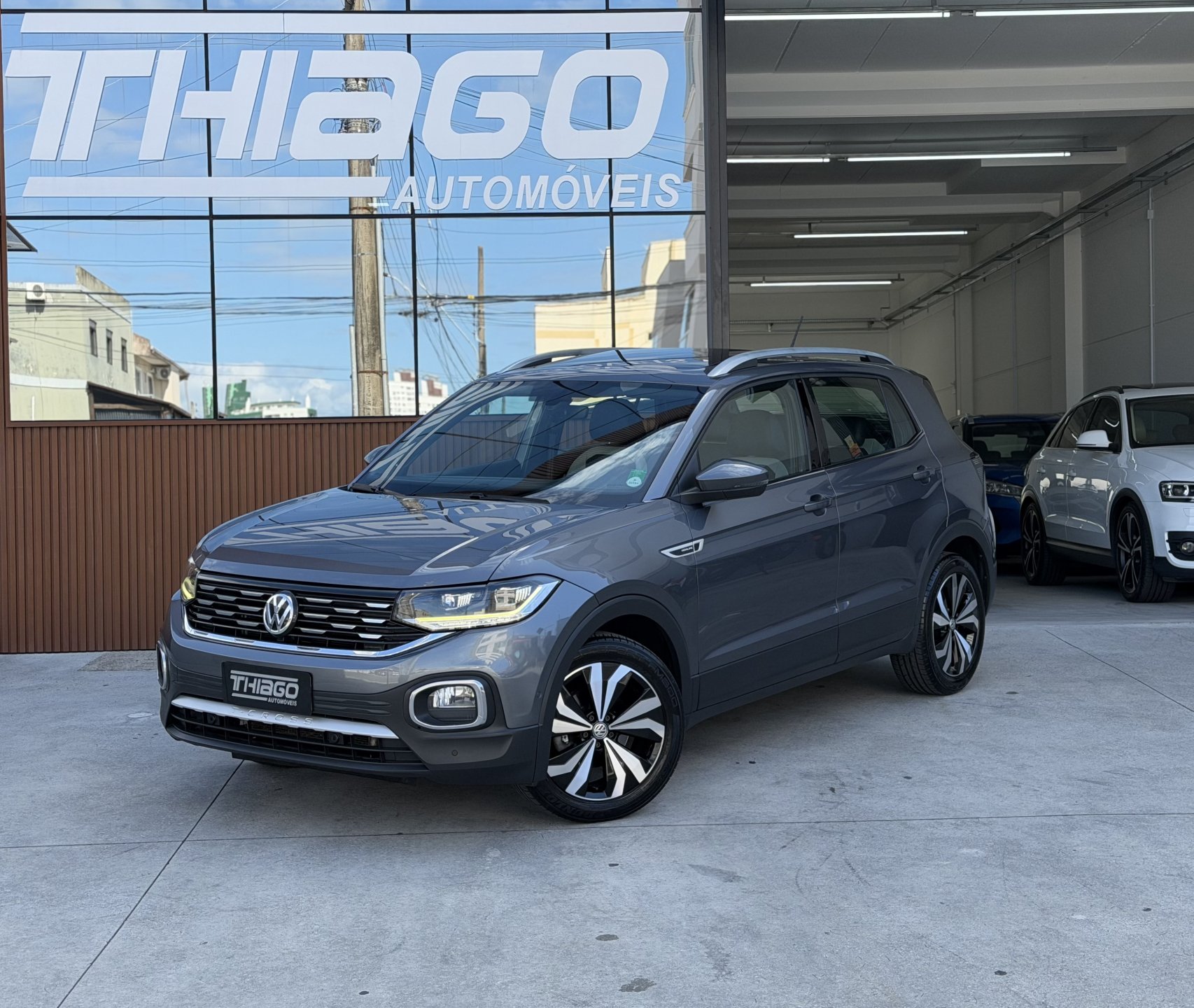 Volkswagen T-Cross Ext. 250 TSI 1.4 Flex 16V 5p Aut na cor Cinza em Palhoça / SC - 901391