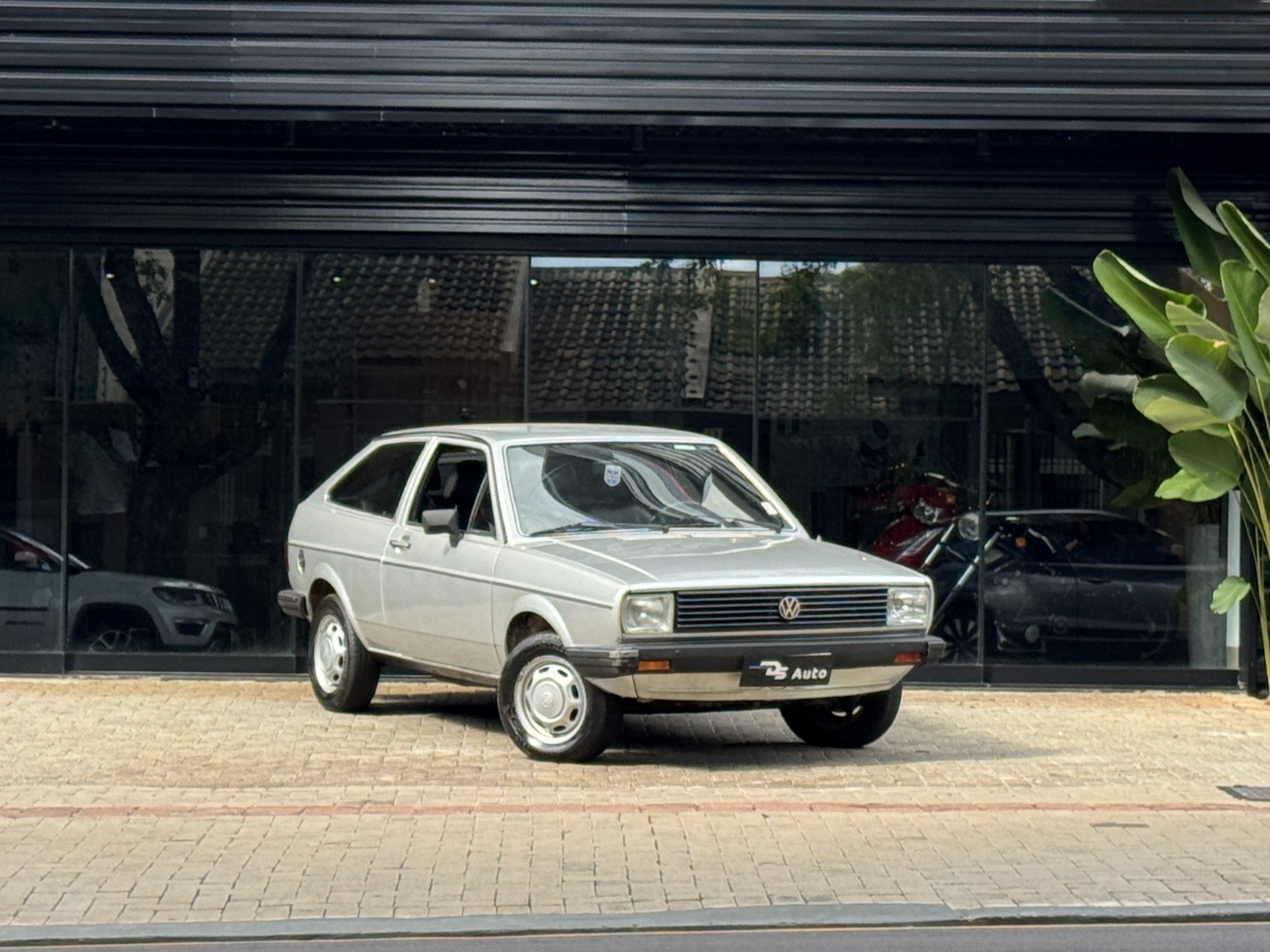 Volkswagen Gol L 1.3/ L/ LS/ C/ S/ BX/ Plus 1.6 na cor Prata em Maringá / PR - 901555