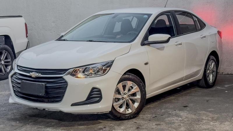Chevrolet Onix HATCH 1.0 12V Flex 5p Mec. na cor Branco em Curitiba / PR - 901742