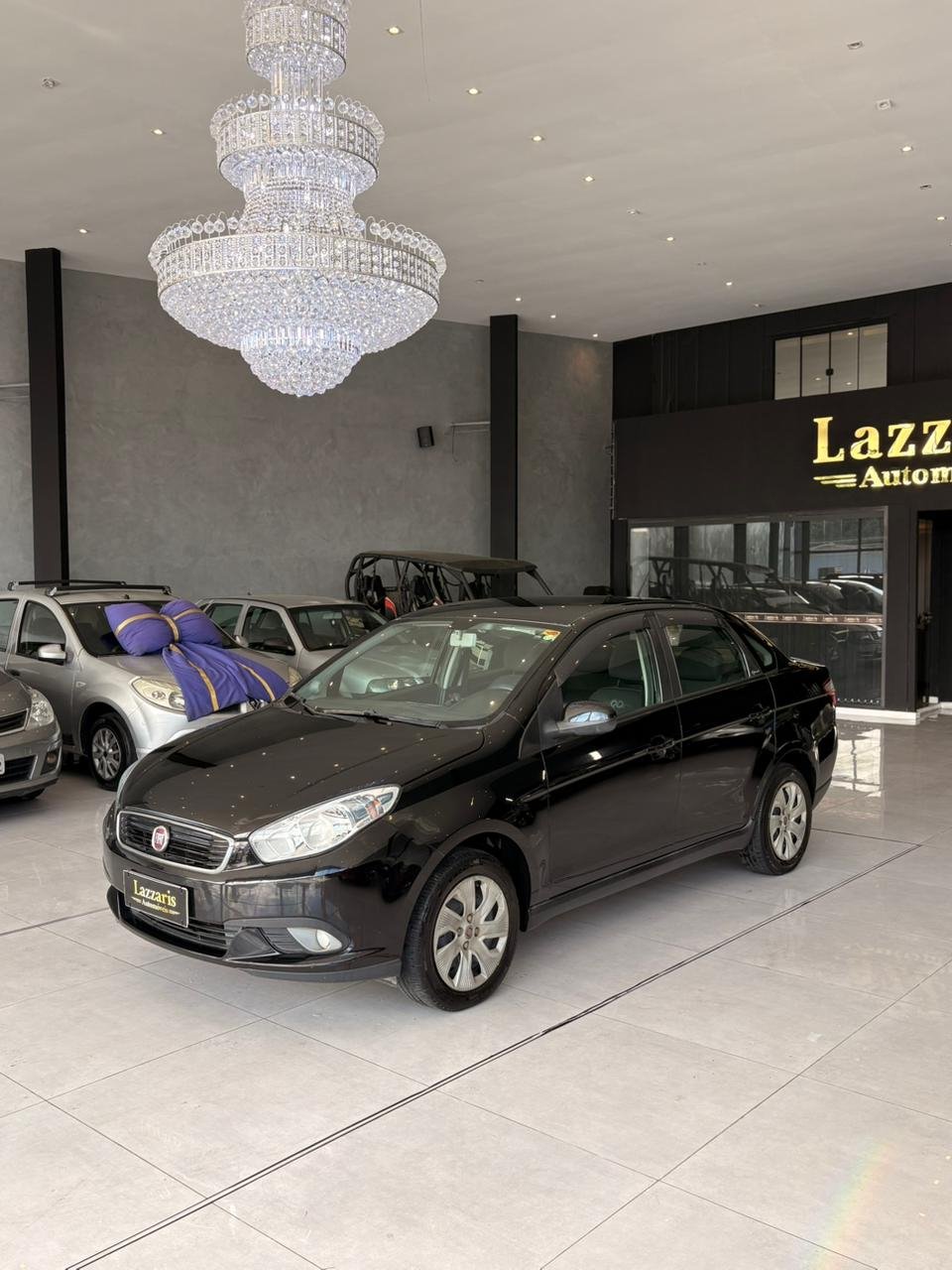 Fiat Siena ATTRACTIVE 1.4 Fire Flex 8V 4p na cor Preto em Joinville / SC - 902010