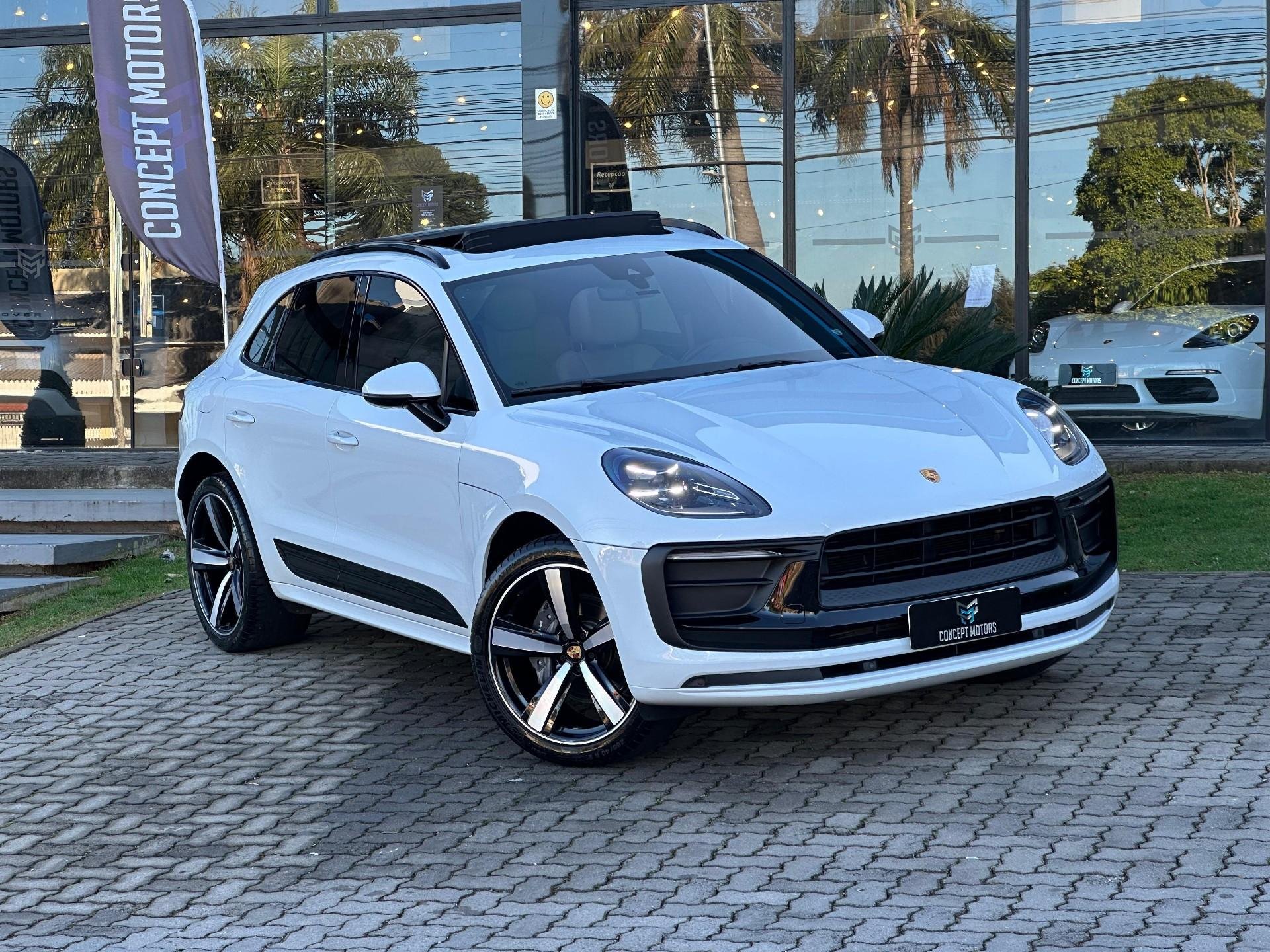 Porsche Macan 2.0 Turbo na cor Branco no Passo Fundo / RS - 902216