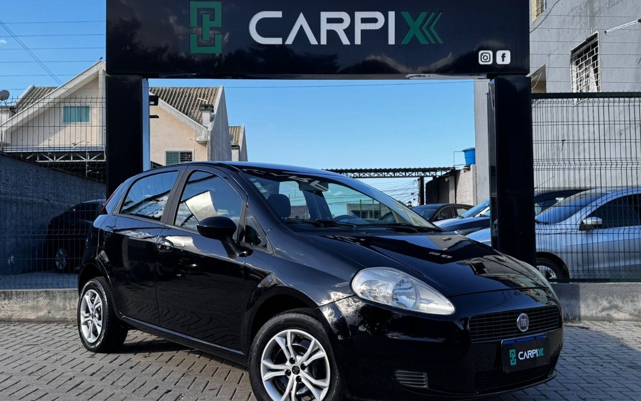 Fiat Punto ATTRACTIVE 1.4 Fire Flex 8V 5p na cor Preto em Curitiba / PR - 902232