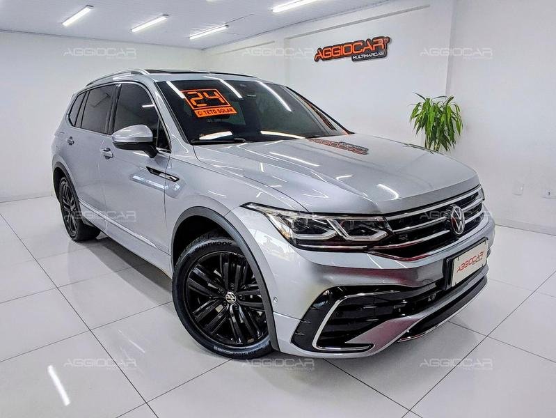 Volkswagen Tiguan Allspac R-Line 300 TSI 2.0 na cor Prata em Campo Largo / PR - 902486