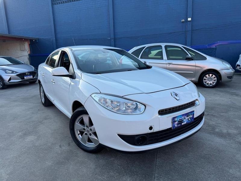 Renault Fluence Sed. Dynamique 2.0 16V FLEX Mec. na cor Branco em Curitiba / PR - 902594
