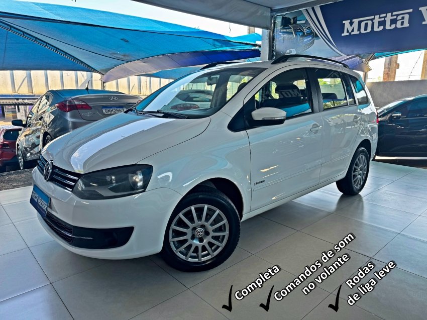 Volkswagen SpaceFox 1.6/ 1.6 Trend Total Flex 8V 5p na cor Branco no Canoas / RS - 902608