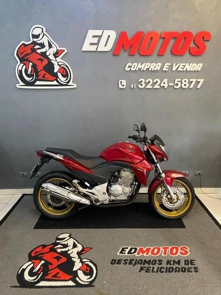 Honda CB 300R/ 300R FLEX  na cor Vermelho em Curitiba / PR - 902812
