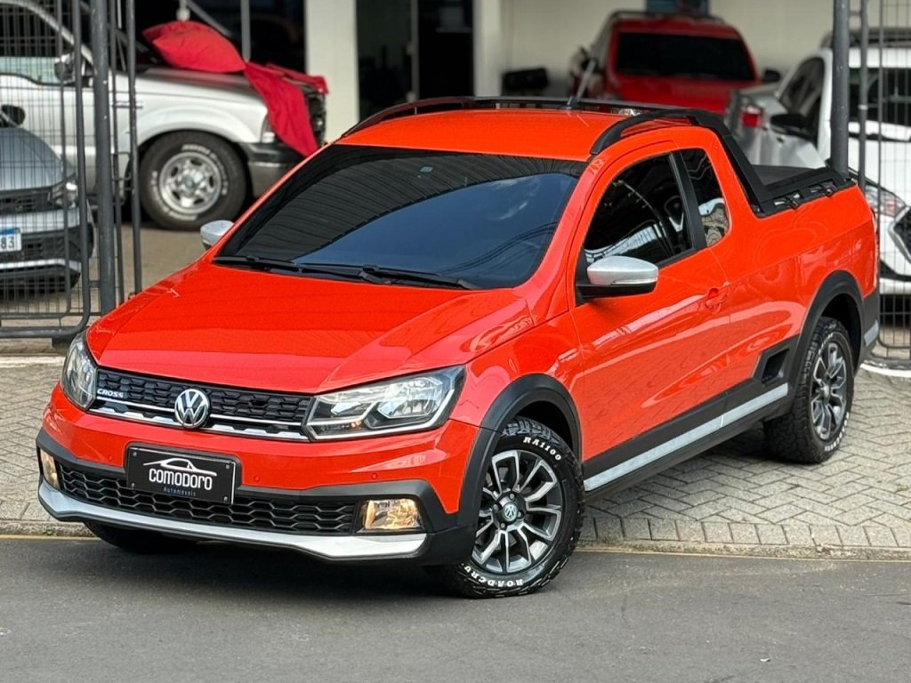 Volkswagen Saveiro CROSS 1.6 T. Flex 16V CE na cor Laranja em Ponta Grossa / PR - 902841