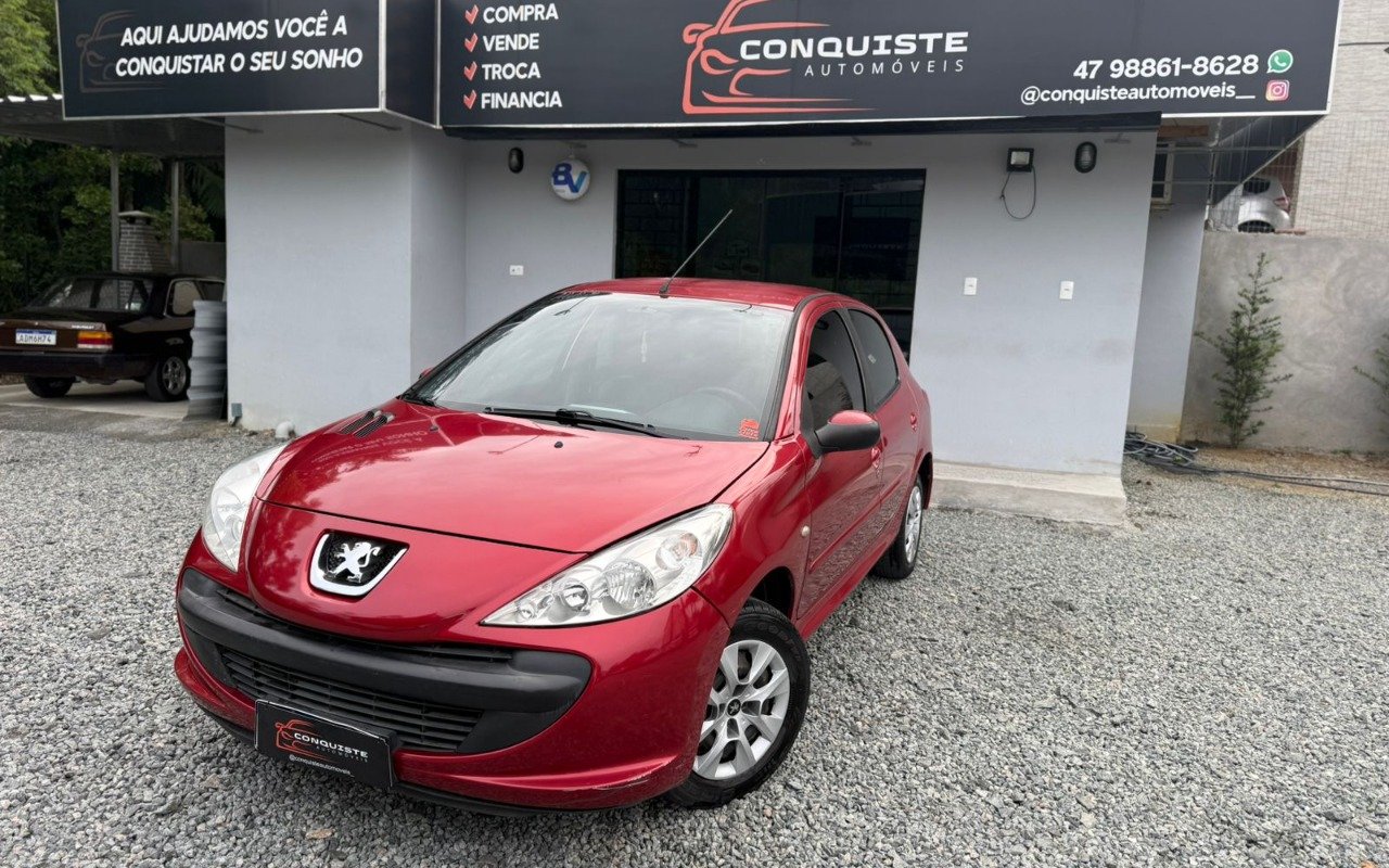Peugeot 207 XR 1.4 Flex 8V 5p na cor Vermelho em Joinville / SC - 902970