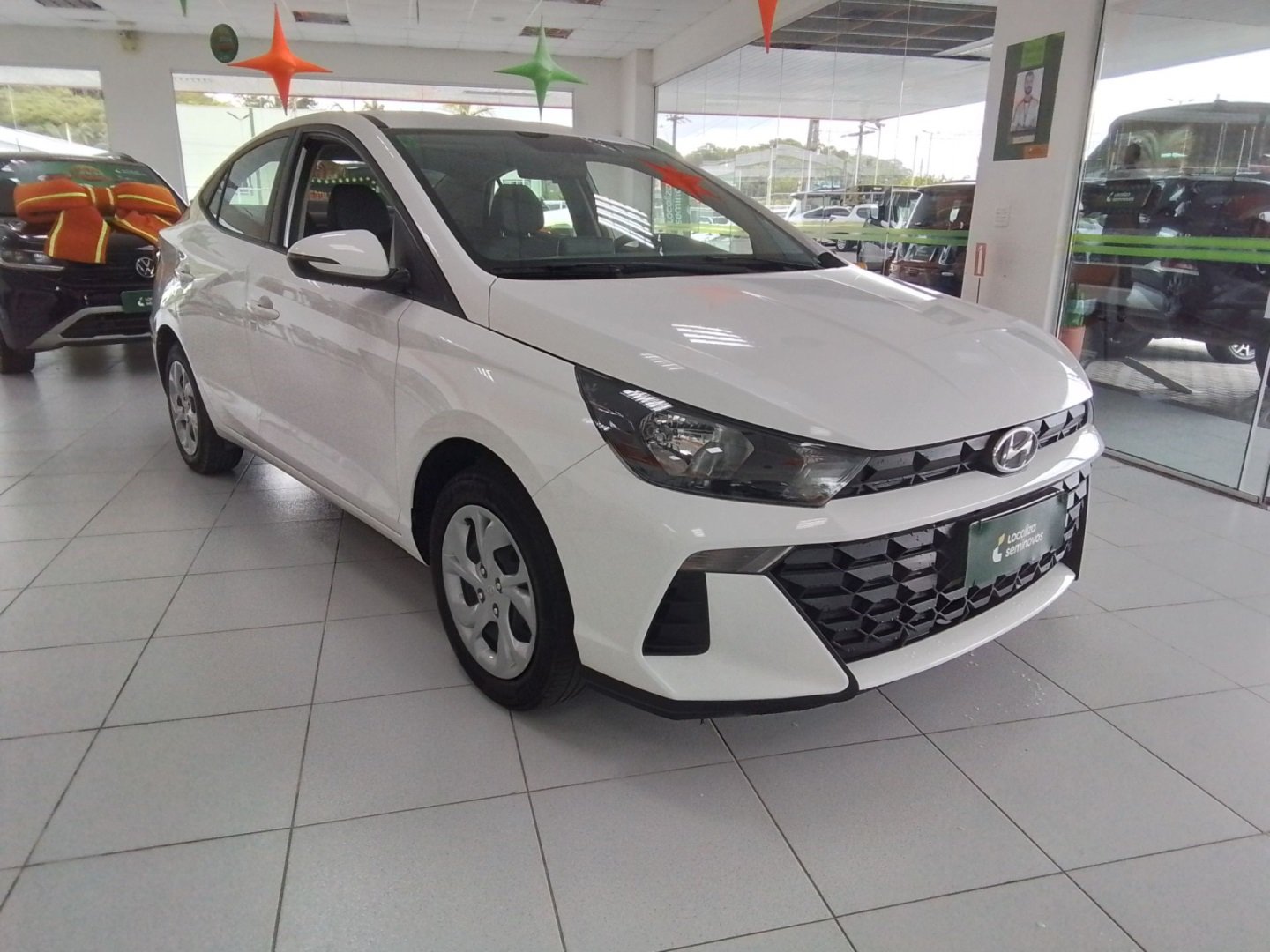 Hyundai HB20S Comfort Plus 1.0 Flex 12V Mec. na cor Branco em Blumenau / SC - 904241