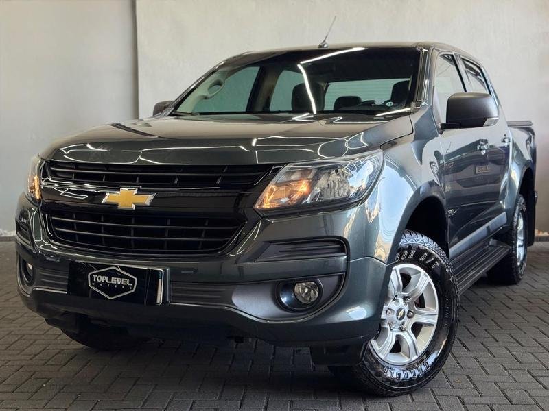 Chevrolet S10 Pick-Up LT 2.5 Flex 4x2 CD Aut. na cor Cinza em Curitiba / PR - 904429