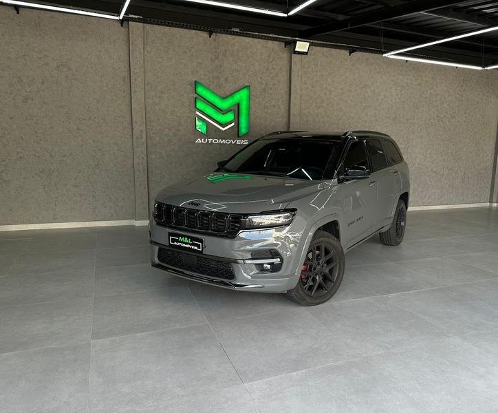 Jeep Commander Black Hurricane 2.0 4x4 TB Aut na cor Cinza em Curitiba / PR - 904456