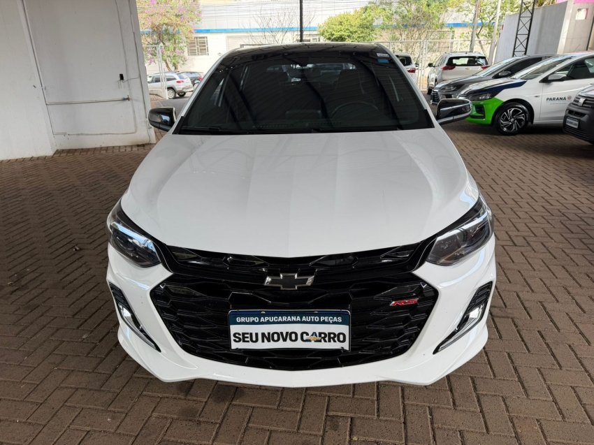 Chevrolet Onix HATCH RS 1.0 TB 12V Flex 5p Aut. na cor Branco em Apucarana / PR - 904482