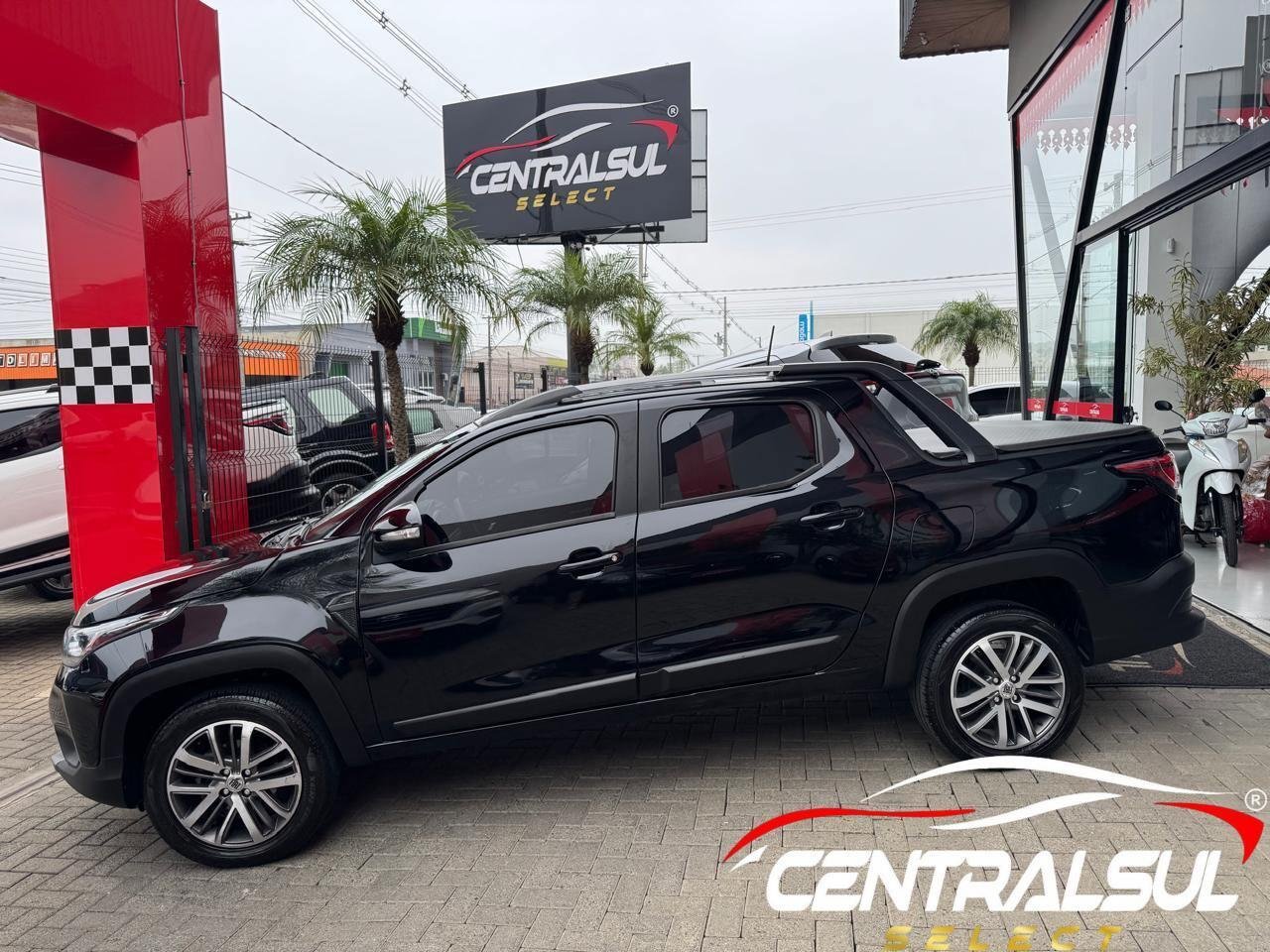 Fiat Strada Volcano 1.3 Flex 8V CD Aut. na cor Preto em São Mateus do Sul / PR - 904872
