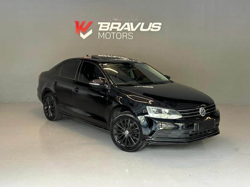 Volkswagen Jetta Comfortline 2.0 T.Flex 8V 4p Tipt. na cor Preto em Curitiba / PR - 904890