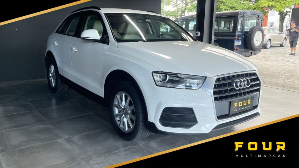 Audi Q3 1.4 TFSI/TFSI Flex S-tronic 5p na cor Branco em Florianópolis / SC - 904900