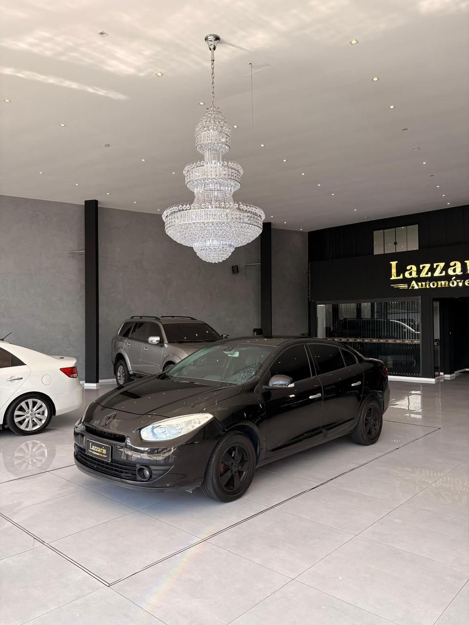 Renault Fluence Sed. Dynamique 2.0 16V FLEX Mec. na cor Preto em Joinville / SC - 904928