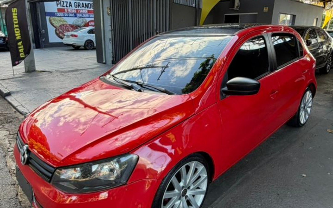 Volkswagen Gol 1.0 Total Flex 8V 5p (25 Anos) na cor Vermelho em Campinas / SP - 905192