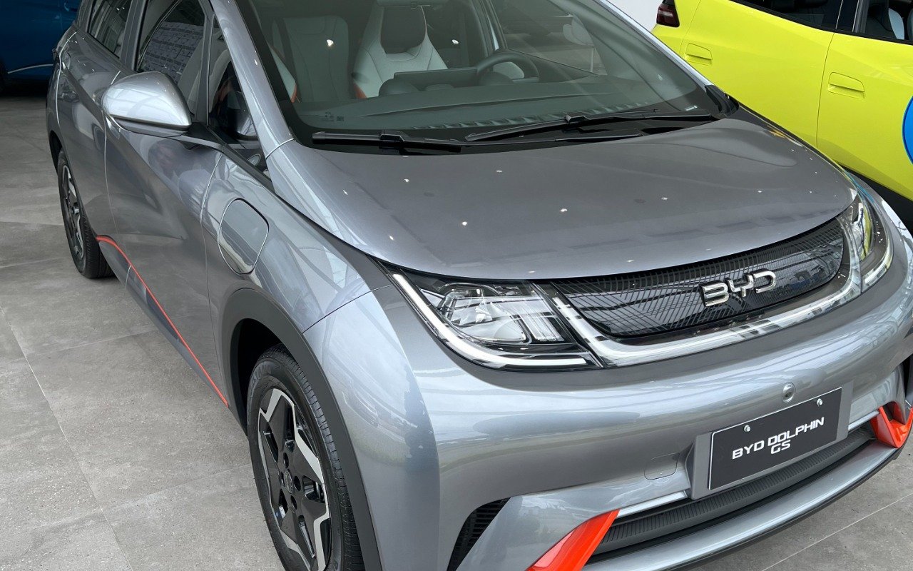 BYD Dolphin EV (Elétrico) na cor Cinza em Curitiba / PR - 905233