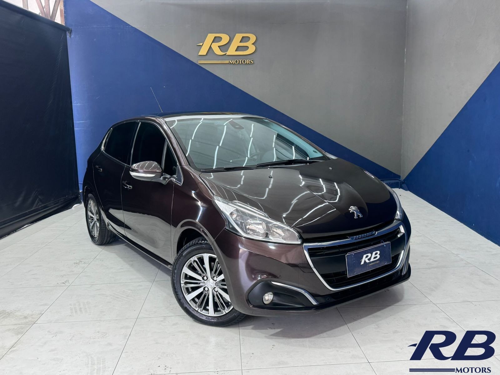 Peugeot 208 Griffe 1.6 Flex 16V 5p Aut. na cor Marrom em Florianópolis / SC - 905393
