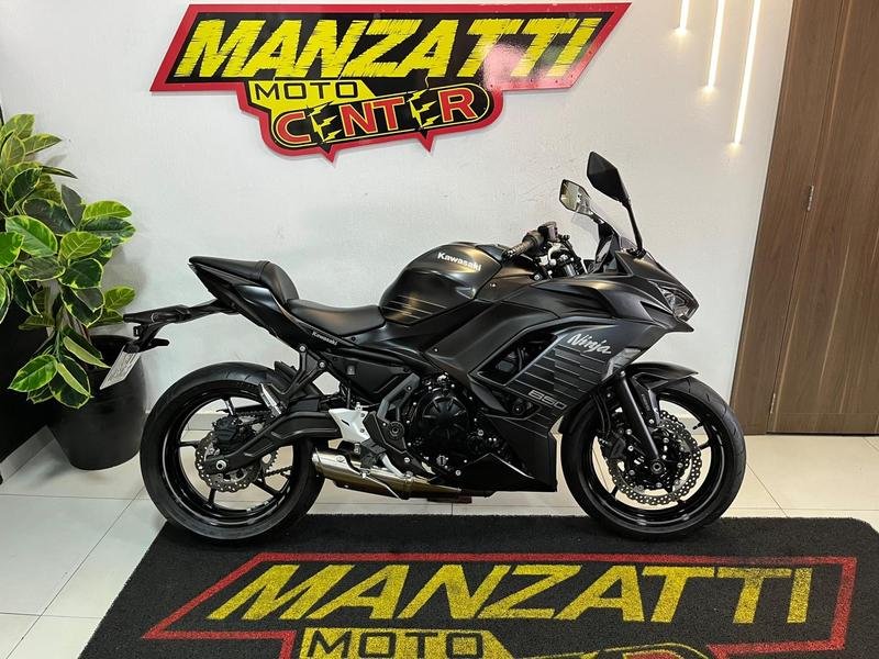 KAWASAKI NINJA 650R 649cc  na cor Cinza em Campo Largo / PR - 905445