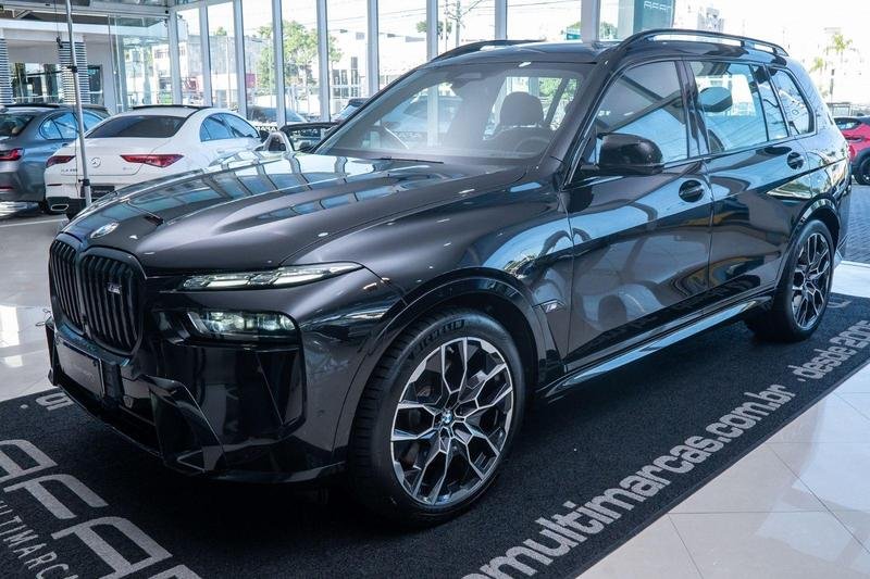 BMW X7 M60i 4.4 V8 Bi-TB Aut.(Híbrido) na cor Preto em Curitiba / PR - 905560