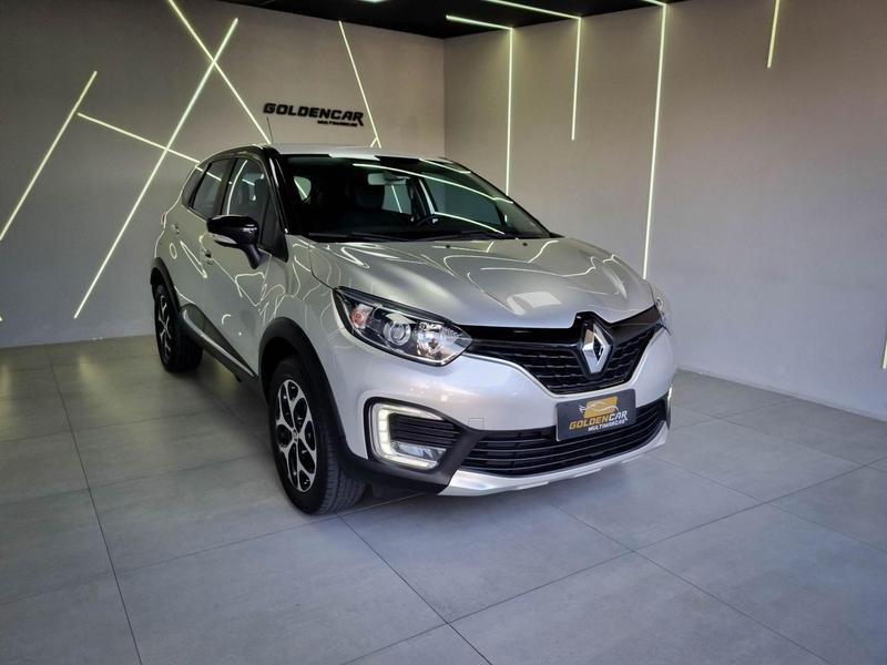 Renault Captur Intense 1.6 16V Flex 5p Aut. na cor Prata em São José dos Pinhais / PR - 906104