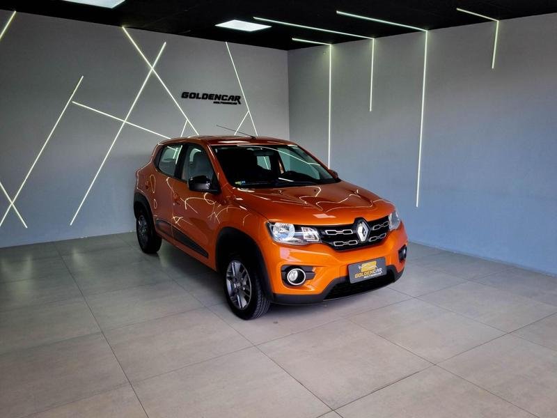 Renault Kwid Intense 1.0 Flex 12V 5p Mec. na cor Laranja em São José dos Pinhais / PR - 906142