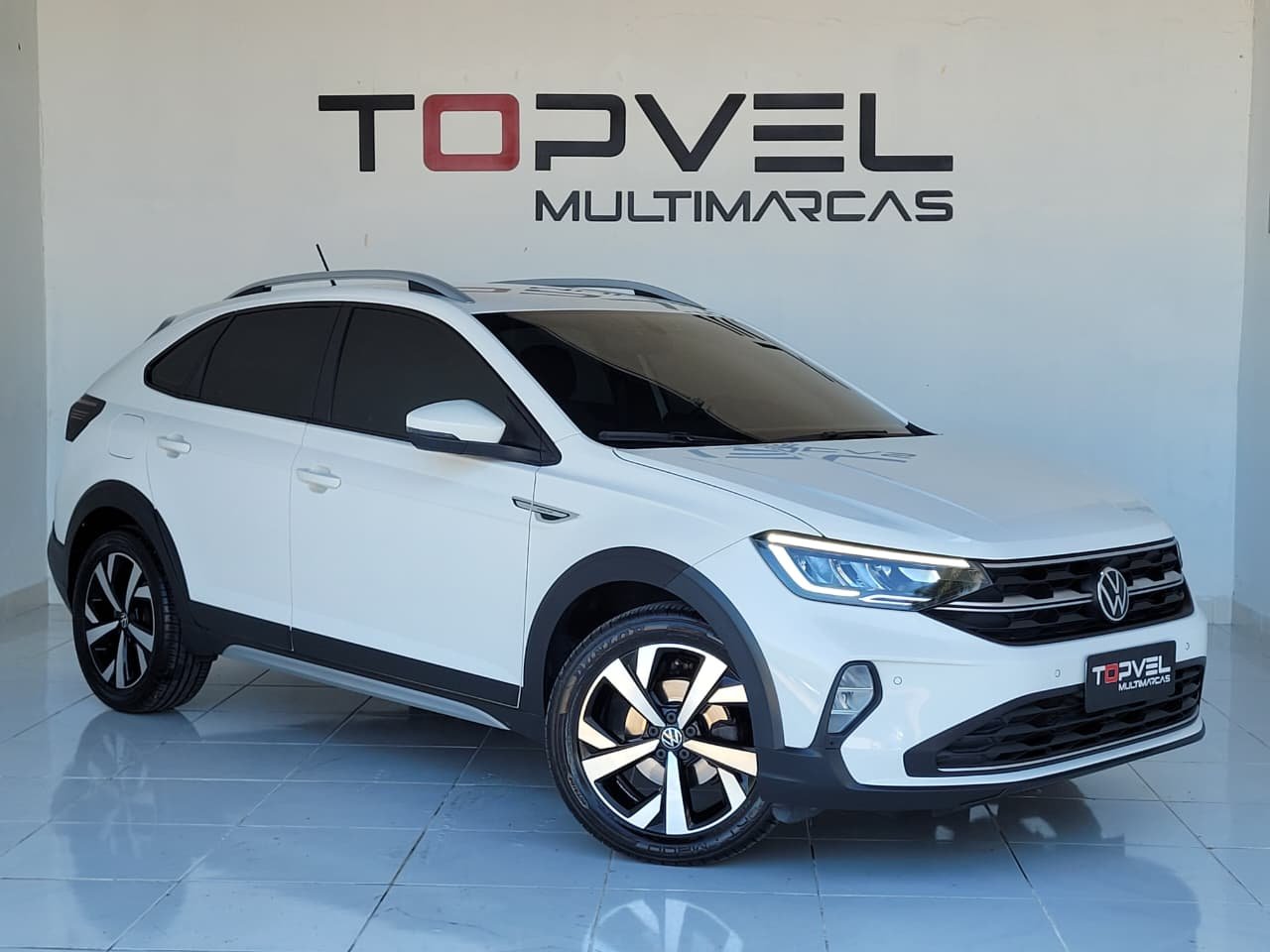 Volkswagen Nivus Highline 1.0 200 TSI Flex Aut. na cor Branco em São José / SC - 906393