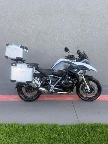 BMW R 1250 GS Adventure Premium  na cor Branco em Maringá / PR - 906927