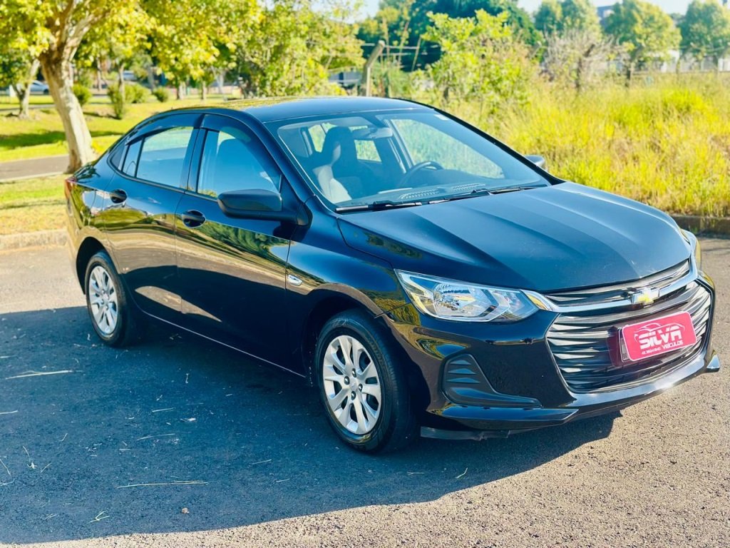 Chevrolet Onix HATCH PREM. 1.0 12V TB Flex 5p Aut. na cor Preto em Guarapuava / PR - 907097