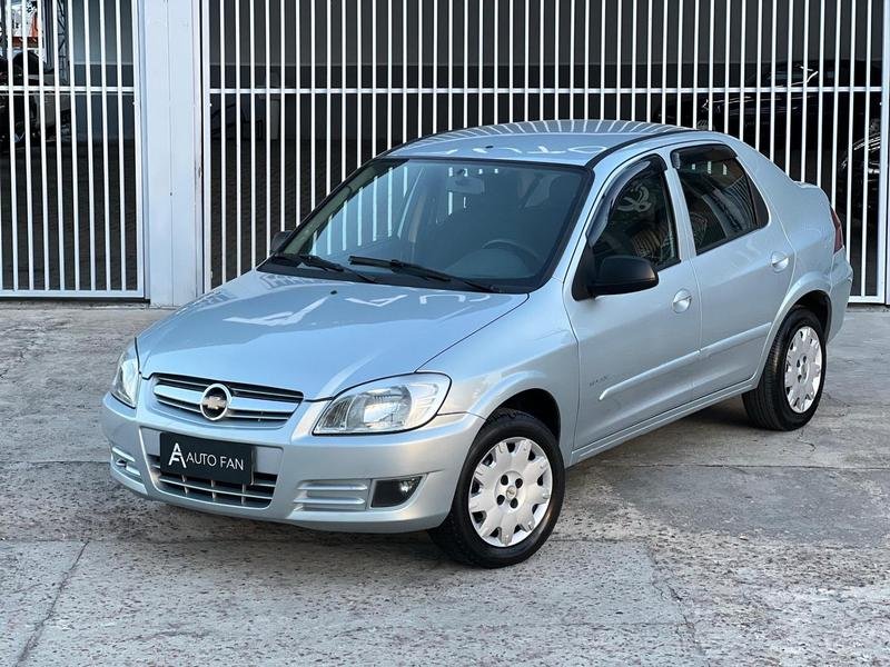 Chevrolet Prisma Sed. Maxx/ LT 1.4 8V ECONOF. 4p na cor Prata em Curitiba / PR - 907298