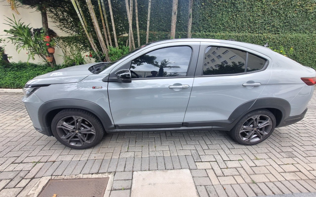 Fiat Fastback Limited Ed.1.3 270 T.Flex Aut. na cor Cinza em Curitiba / PR - 907308