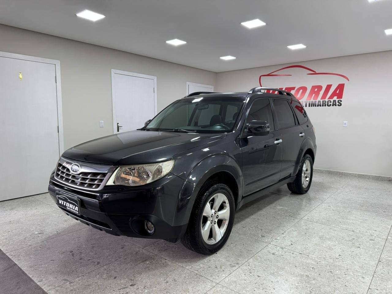 Subaru Forester 2.0/2.0 S/2.0 ES 4x4 Aut. na cor Cinza em Joinville / SC - 907358