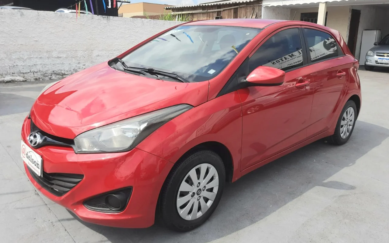 Hyundai HB20 Comf./C.Plus/C.Style 1.0 Flex 12V na cor Vermelho em Araucária / PR - 907715