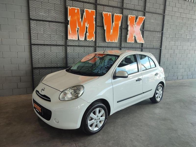 Nissan MARCH SV 1.6 16V Flex Fuel na cor Branco em Florianópolis / SC - 908014