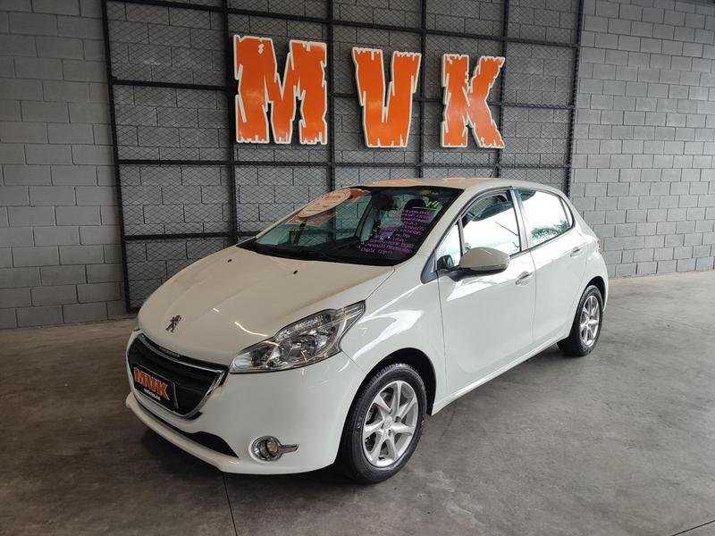 Peugeot 208 Active/Active Pack 1.5 Flex 8V 5p na cor Branco em Florianópolis / SC - 908034
