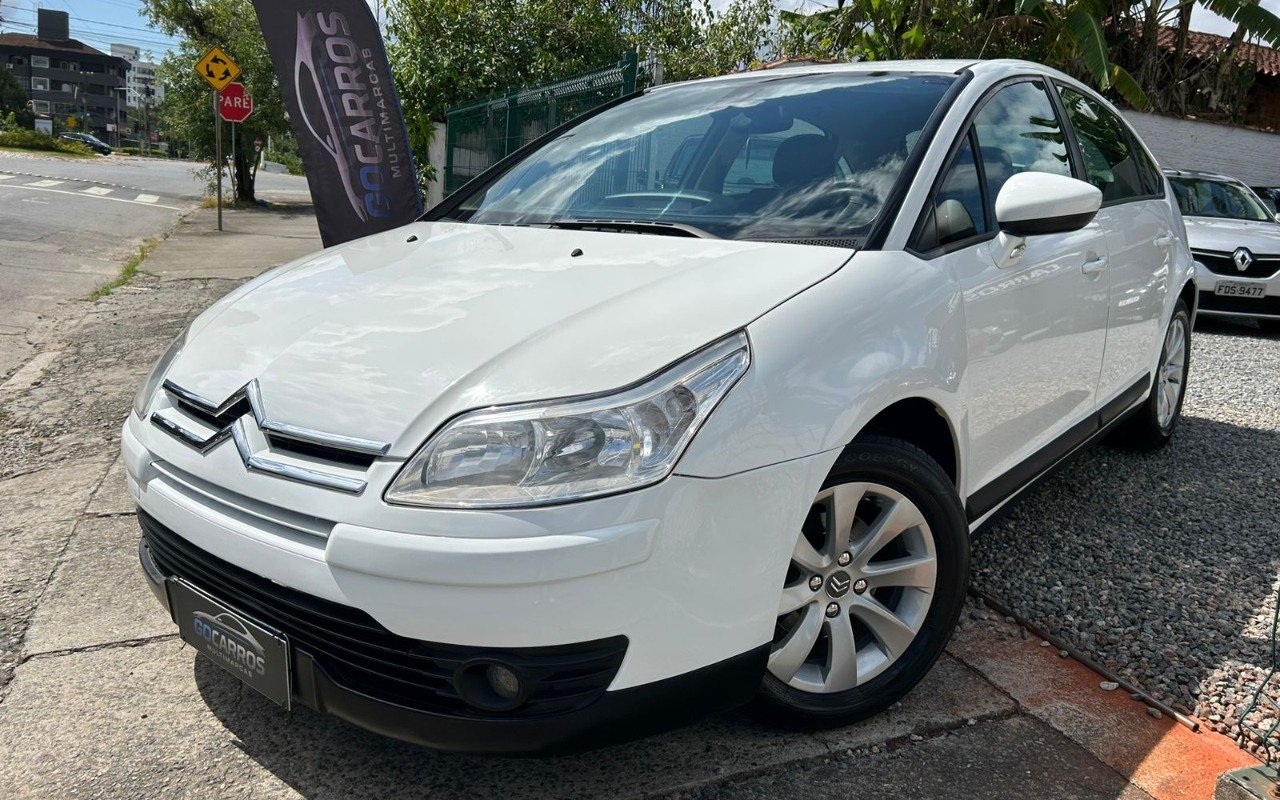 Citroën C4 GLX 2.0 Flex 16V 5p Aut. na cor Branco em Joinville / SC - 908474