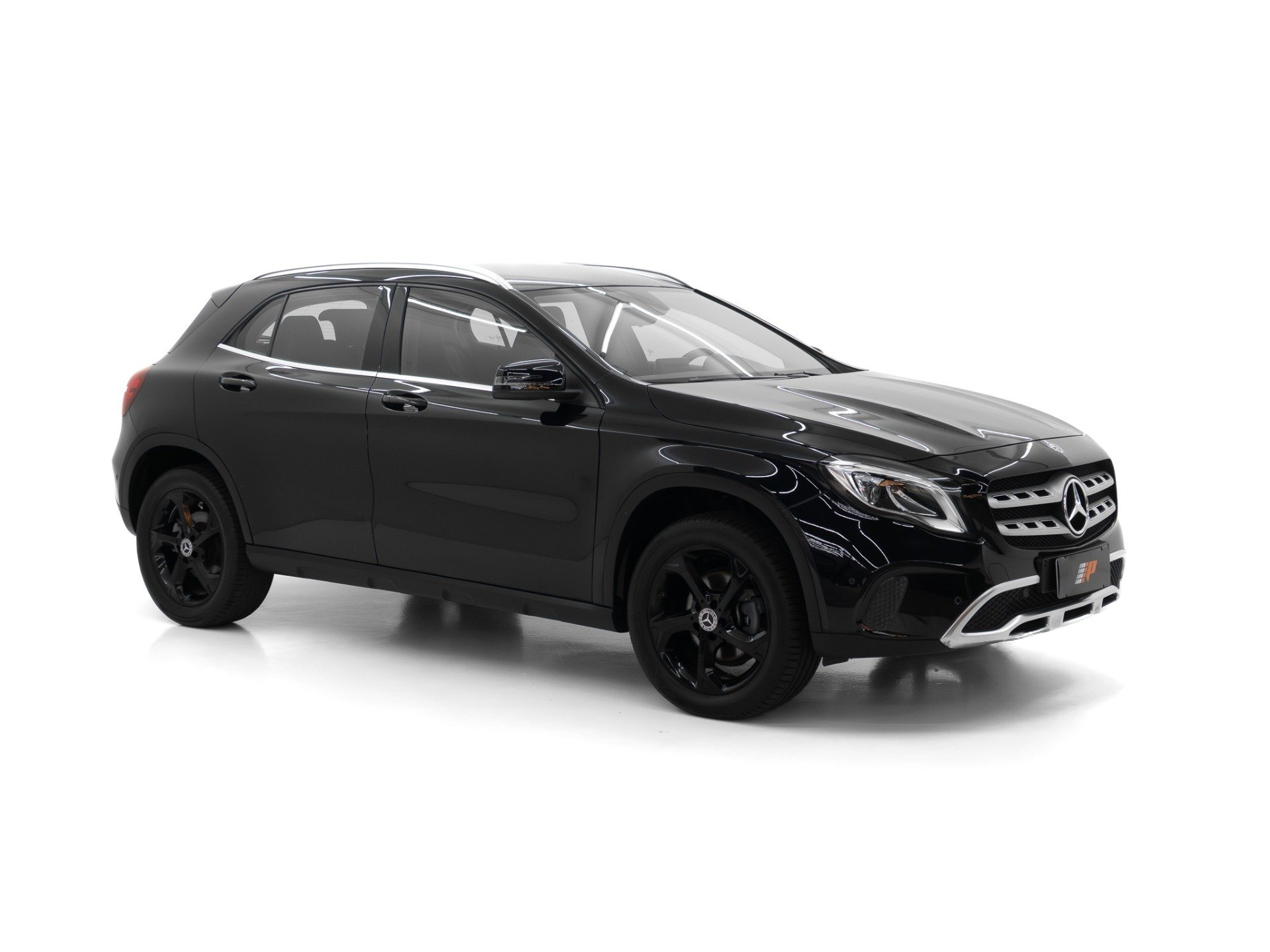 Mercedes-Benz GLA 200 Advance 1.6/1.6 TB 16V Flex Aut. na cor Preto em Curitiba / PR - 909807