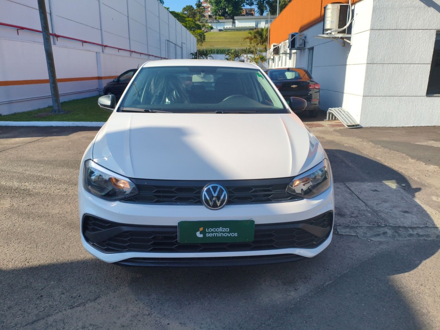 Volkswagen Polo Track Rock in Rio 1.0 Flex 12V 5p na cor Branco em Criciúma / SC - 911391