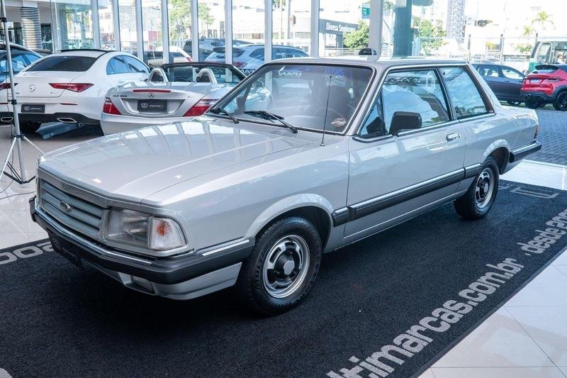 Ford Del Rey Belina L na cor Prata em Curitiba / PR - 911487