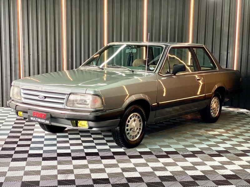 Ford Del Rey L 1.8 / 1.6 2p e 4p na cor Cinza em Curitiba / PR - 911902