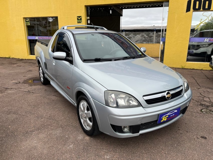 Chevrolet Montana Sport 1.4 ECONOFLEX 8V 2p na cor Prata em Colombo / PR - 912478