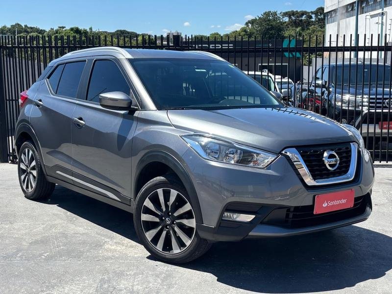 Nissan KICKS SV 1.6 16V FlexStar 5p Aut. na cor Cinza em São José dos Pinhais / PR - 912656