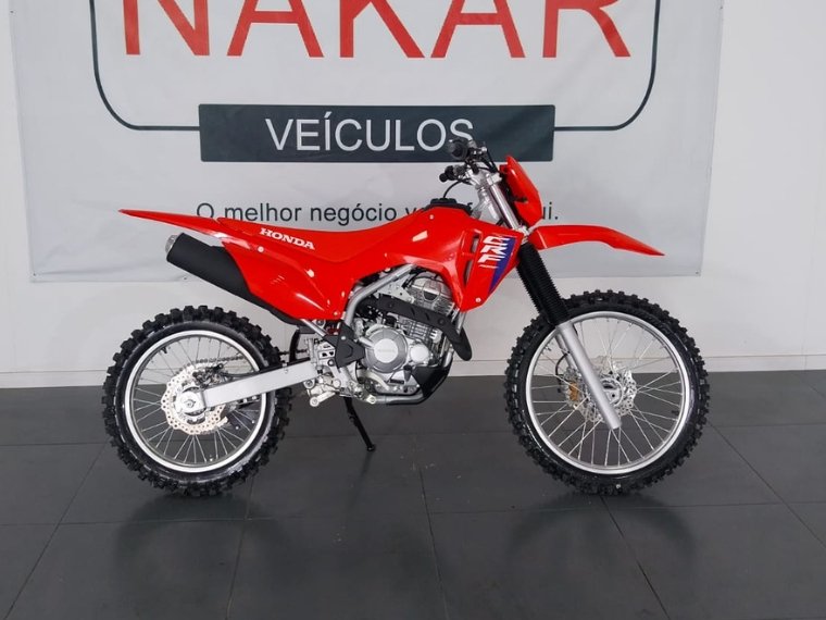 Honda CRF 300F  na cor Vermelho no Porto Alegre / RS - 912679
