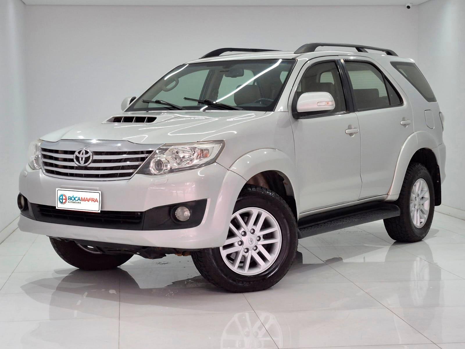 Toyota Hilux SW4 SRV 4x4 4.0 V6 24V Aut. na cor Prata em Brusque / SC - 913009