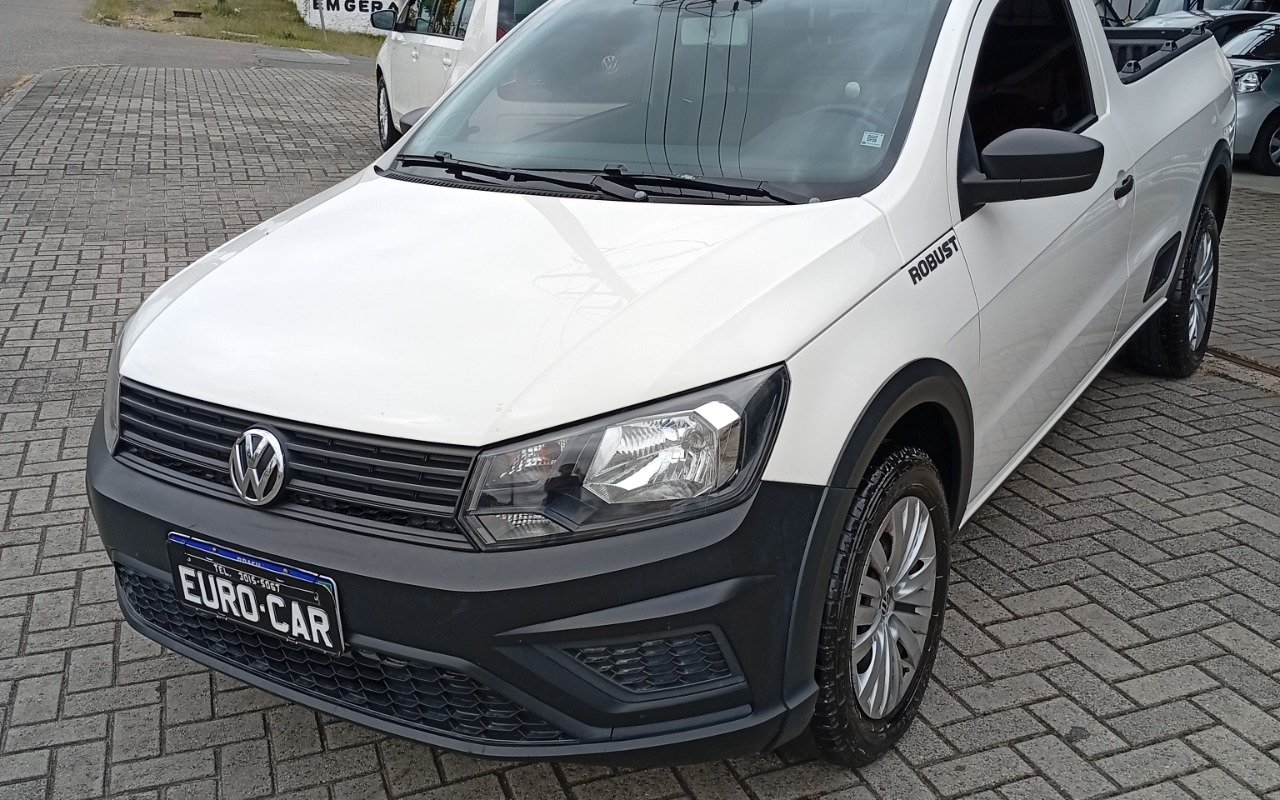 Volkswagen Saveiro Robust 1.6 Total Flex 16V na cor Branco em Curitiba / PR - 913047
