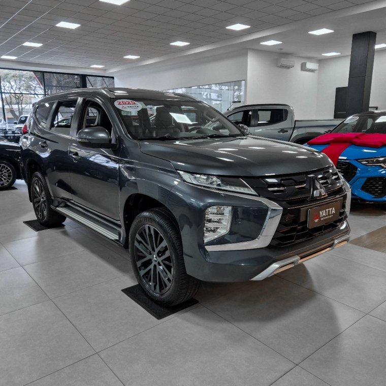 Mitsubishi Pajero Sport Legend 2.4 4x4 Diesel Aut. na cor Cinza em Curitiba / PR - 913065