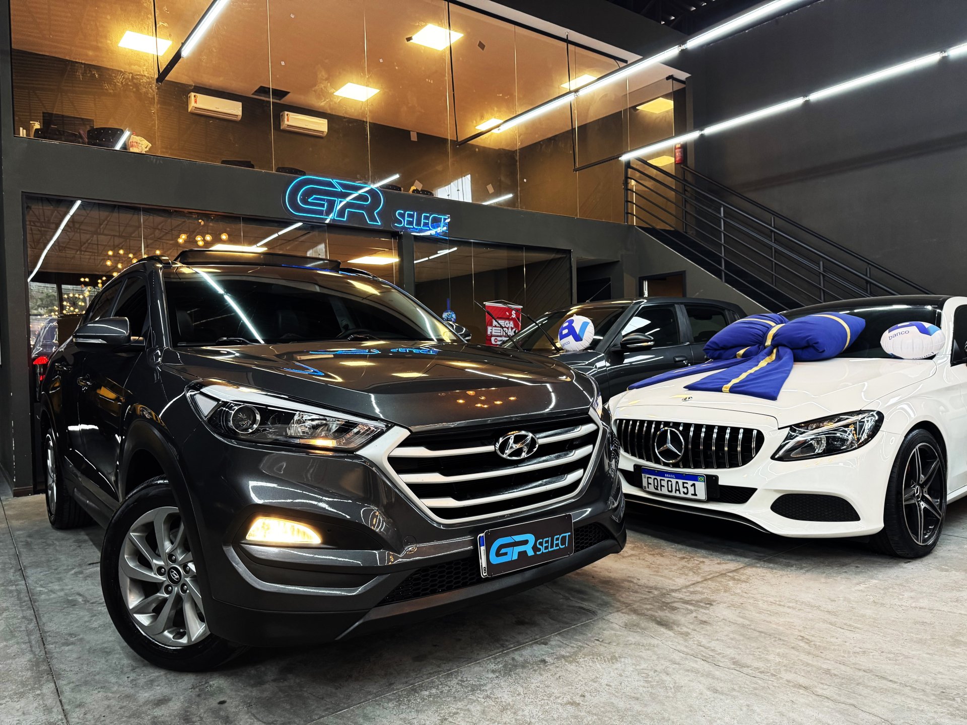 Hyundai Tucson 2.0 16V Aut. na cor Cinza em Florianópolis / SC - 913073