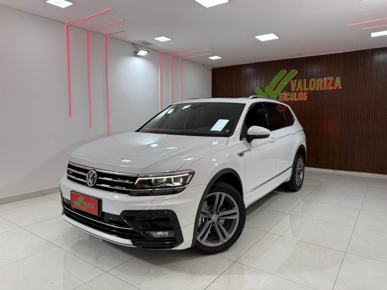 Volkswagen Tiguan 2.0 TSI 16V 200cv Tiptronic 5p na cor Branco em Londrina / PR - 913365