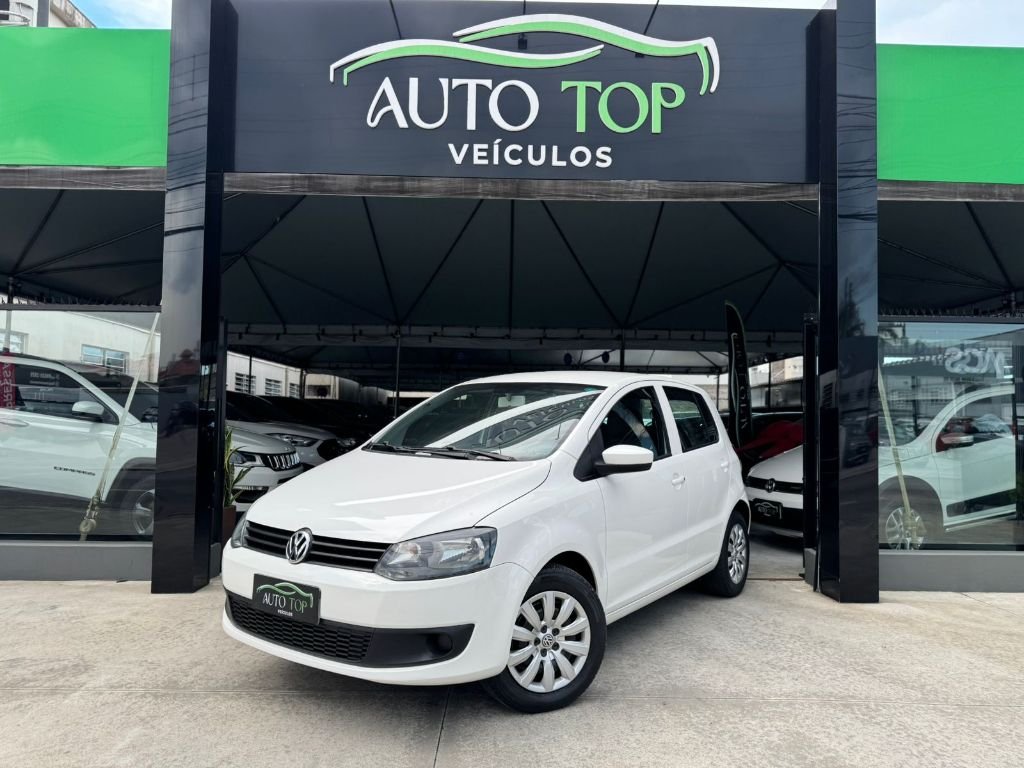 Volkswagen Fox 1.0 Mi Total Flex 8V 5p na cor Branco em Palhoça / SC - 914416
